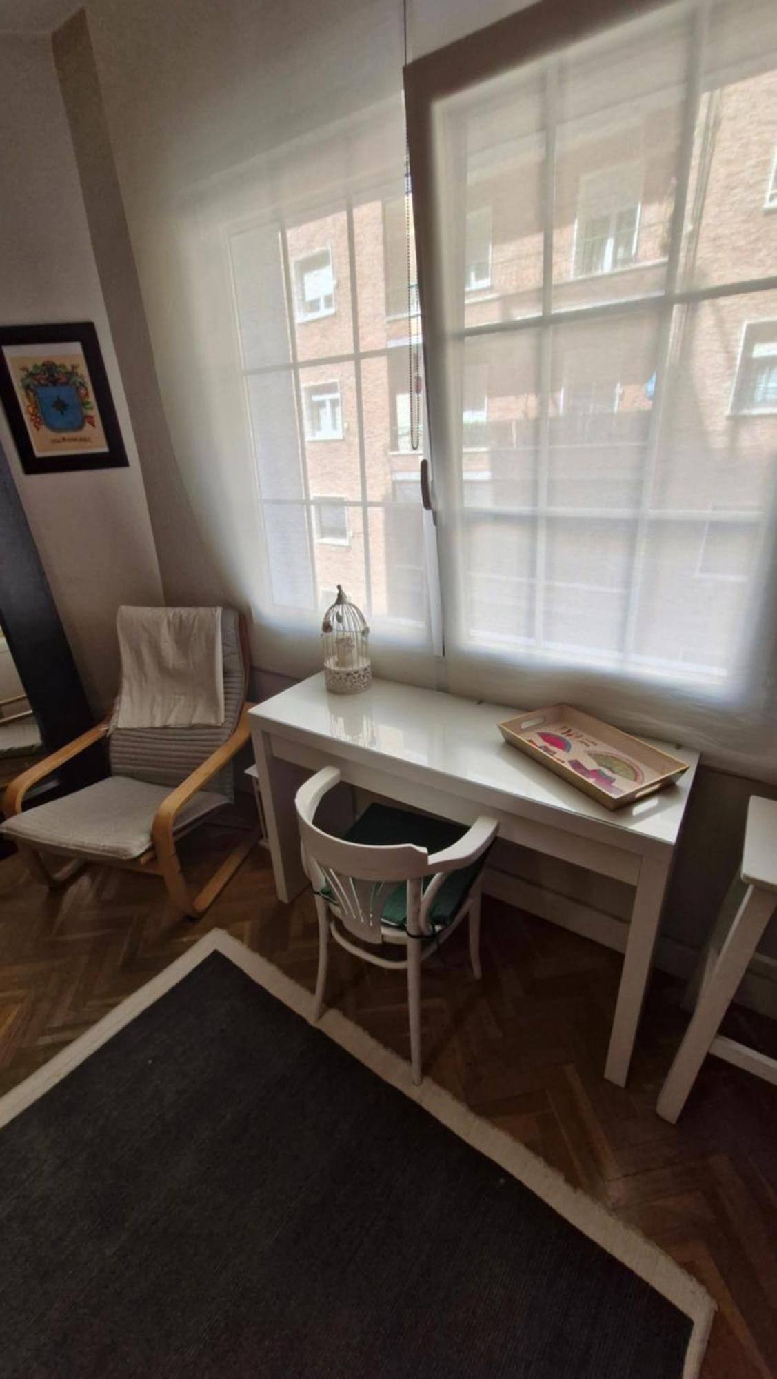 Encantadora En Habitación en casa particular Madrid